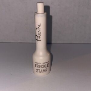 Freckle Stamp - Cream